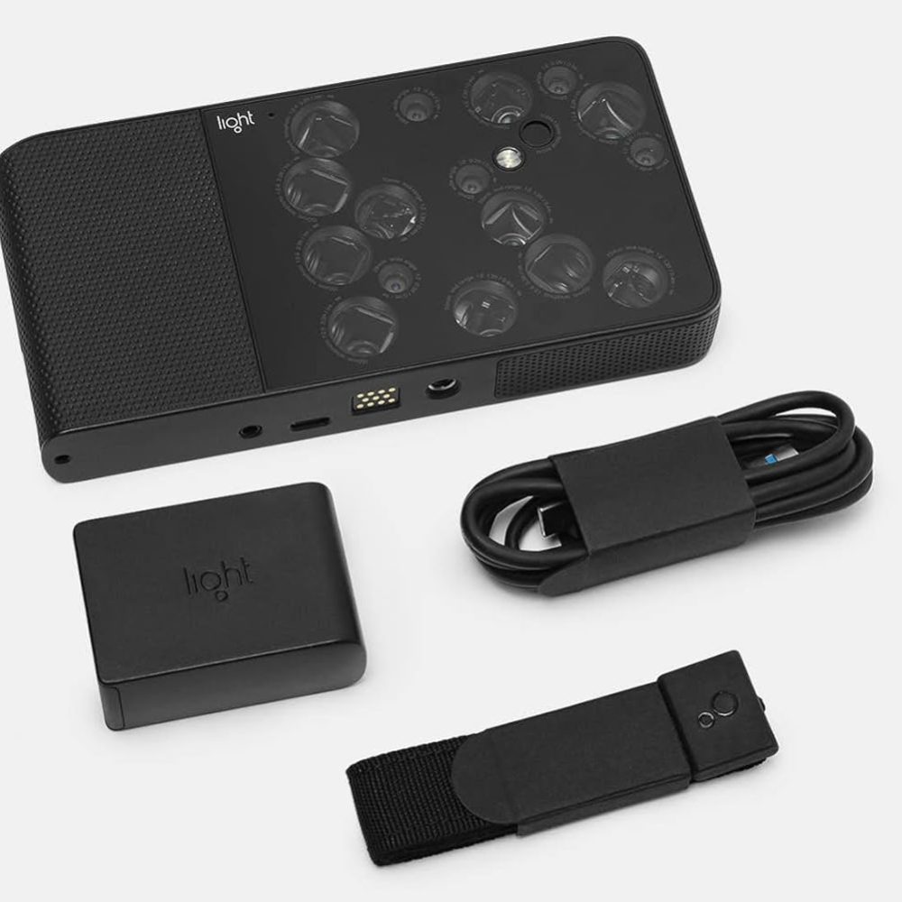 Light L16 - 4K Multi-Lense 52MP Pocket-Sized DSLR-Quality Camera with Built-in Wifi, Touchscreen, Software Updated Built-in 256GB Storage (New) - Image 8